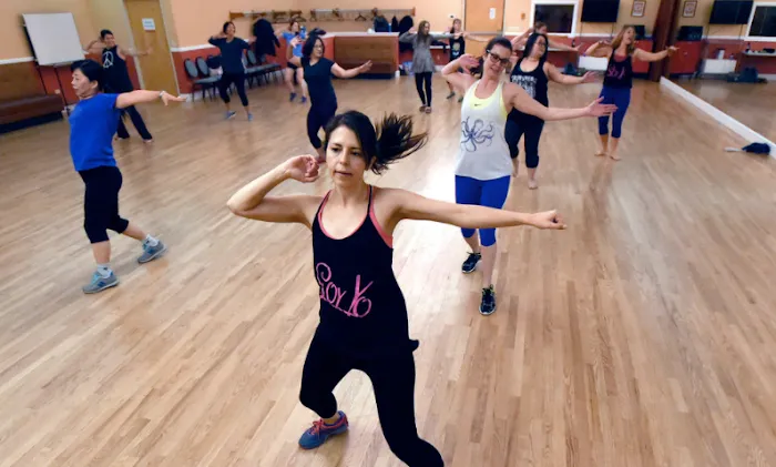 Dance Ur Ash Off - Zumba Fitness Picture 1