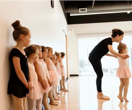 Eleve Dance Academy