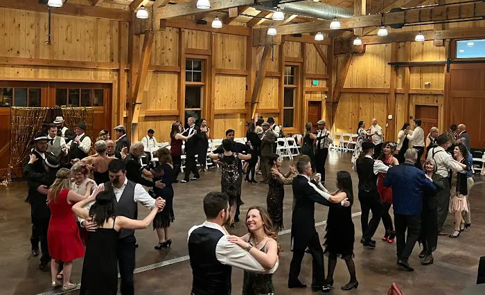 CBM Ballroom Picture 9
