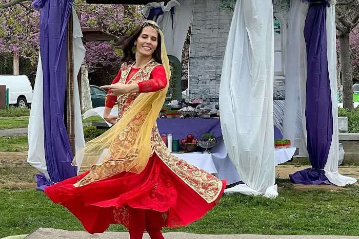 Persian Dancing With Shadan Picture 1