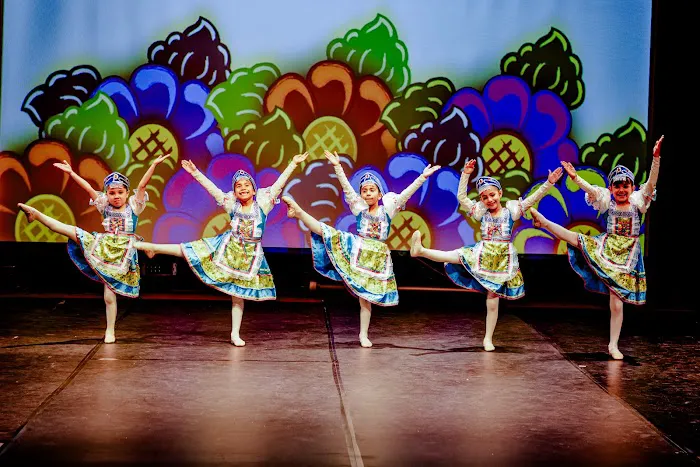 en Avant School of Dance Picture 4