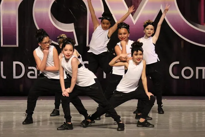 Dance Factory Picture 6