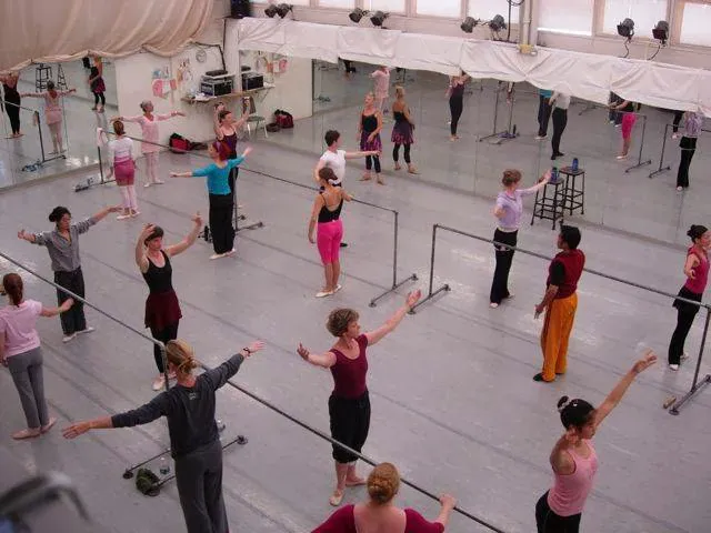 Zohar Dance Company Picture 1