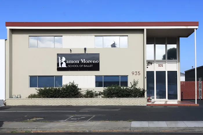 Ramon Moreno School of Ballet Picture 2