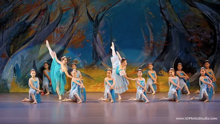 Bayer Ballet Academy School Picture 5