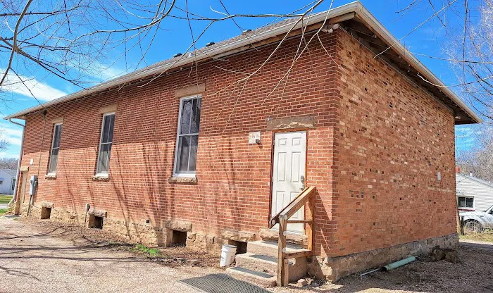 Empire Grange Picture 5