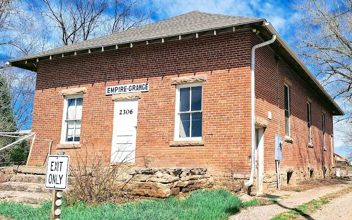 Empire Grange Picture 7