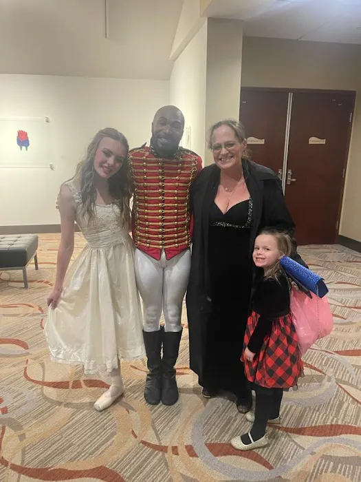 Canyon Concert Ballet Picture 5