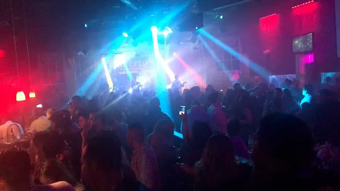 Alberto's Night Club Picture 1