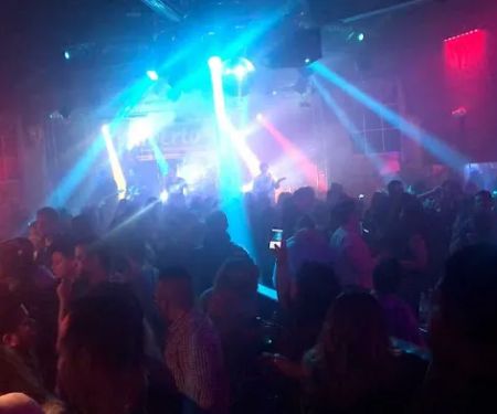 Alberto's Night Club