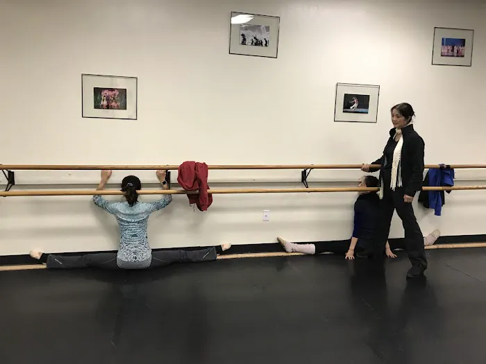 Yao Yong Dance Picture 4