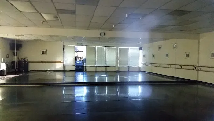 Yao Yong Dance Picture 1