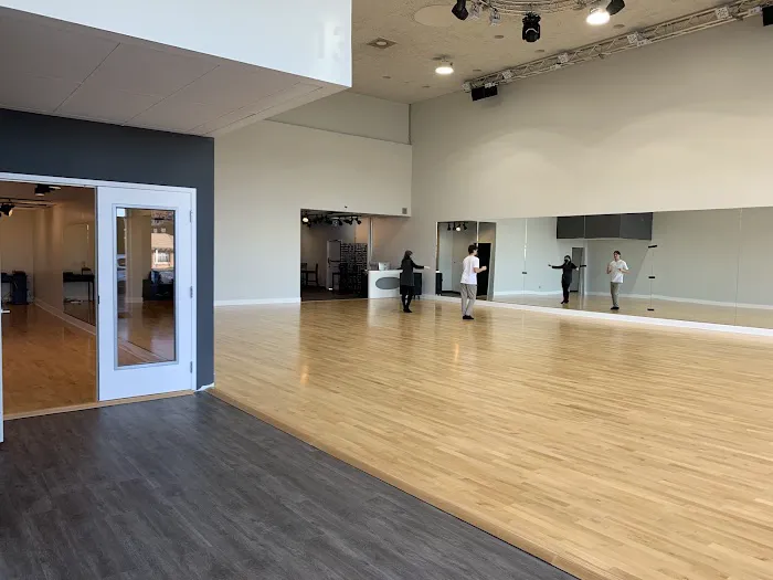 Studio M Ballroom Club Picture 2