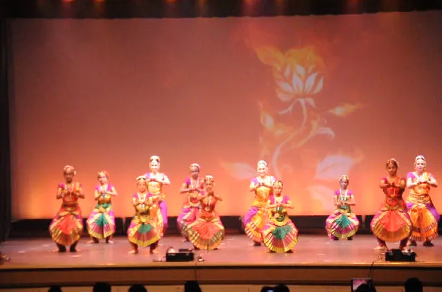 SarvaGuna Bharatanatyam Picture 10