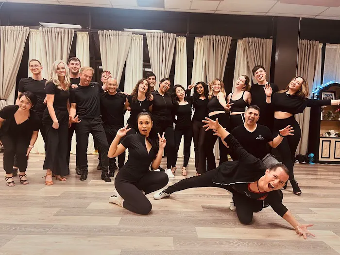 Mambonova Dance Company Picture 8