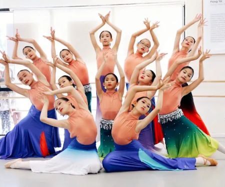 Feng Ye Dance Studio