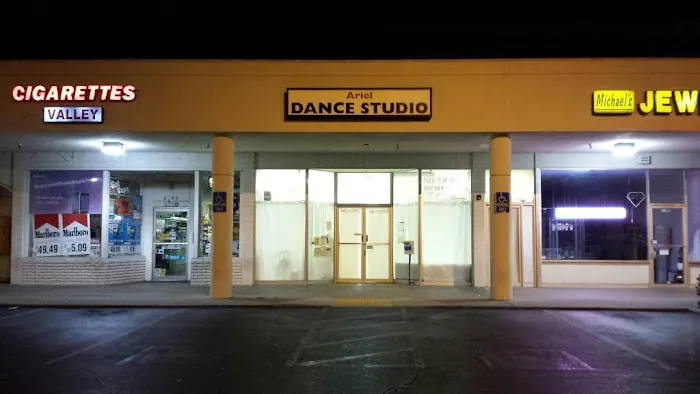 Ariel Dance Studio Picture 2