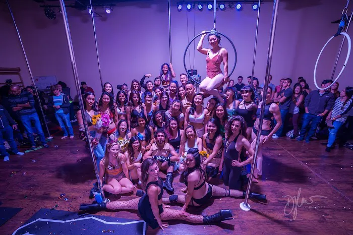 Ly's Pole Studio Picture 1
