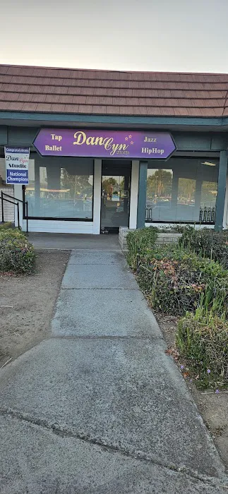 Dancyn Studio Picture 8