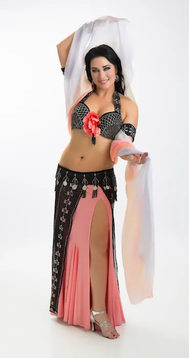 Adriana Belly Dance Picture 5