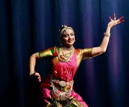 KalaAwishkar Bharatnatyam Dance School