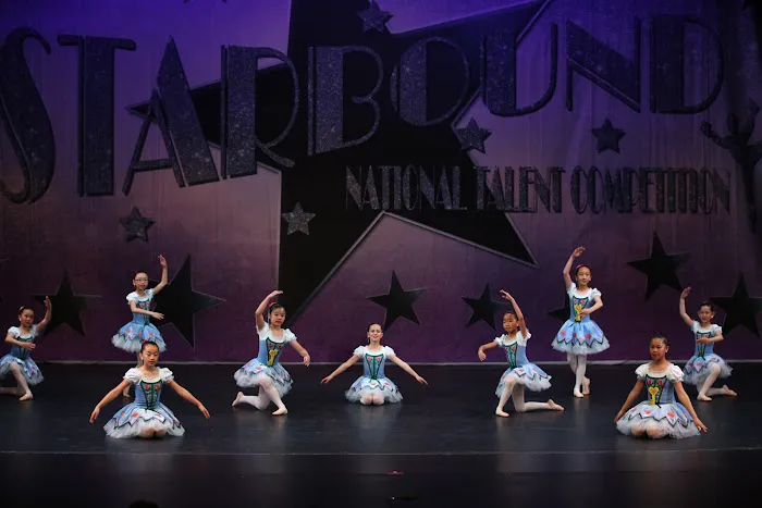 Angela Van School of Ballet Picture 8