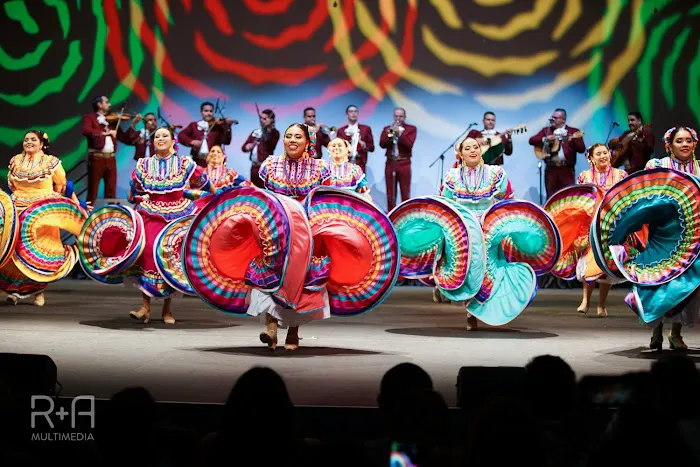 Grupo Folklorico Los Laureles Picture 2