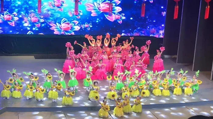 Red Shoes Dance Studio Picture 6