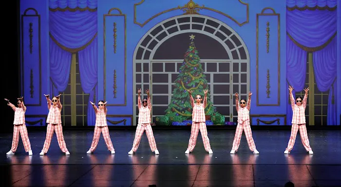 B*Dazzled Dancers Picture 3