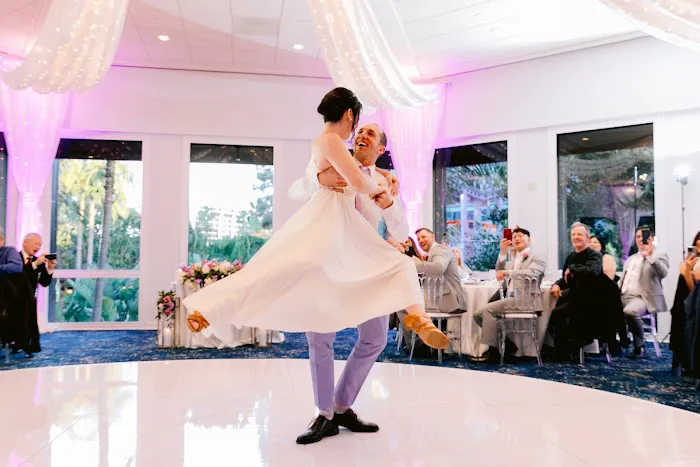Wedding & Salsa Dance with Lucy Picture 6