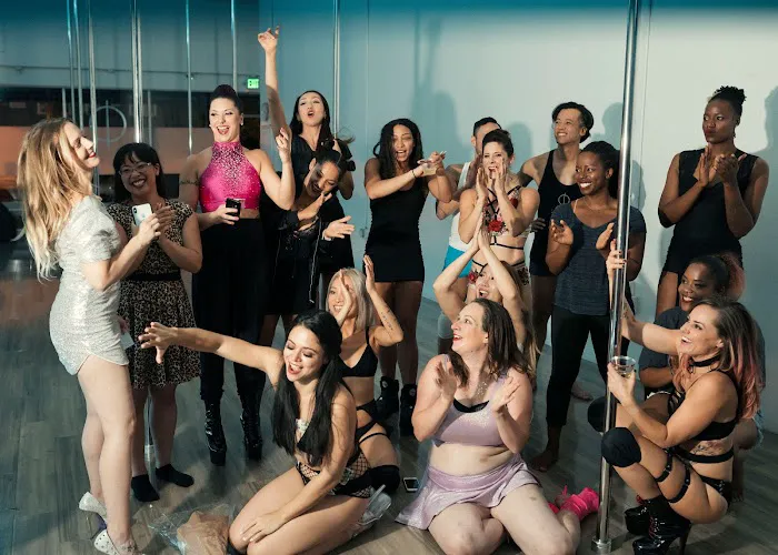 Oakland Pole + Dance Picture 1