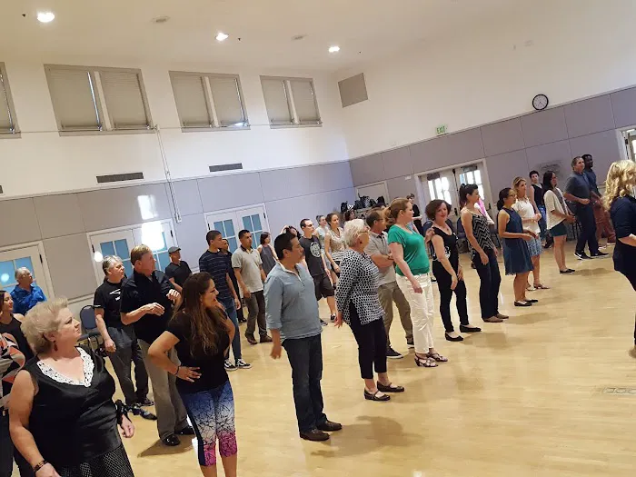 East Bay Salsa Picture 2
