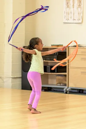Luna Dance & Creativity Picture 5