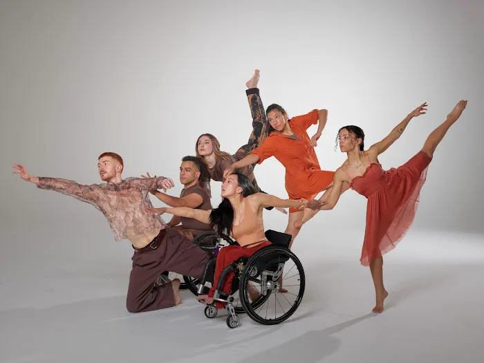 AXIS Dance Company Picture 4