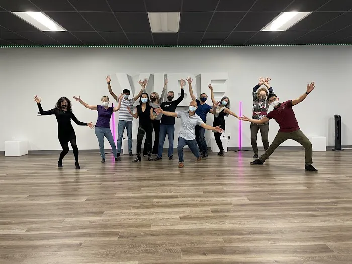 Rhythm and Flo Dance Picture 1