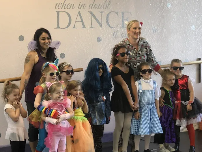 Studio 8 Dance Picture 10