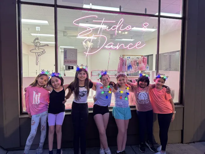 Studio 8 Dance Picture 7