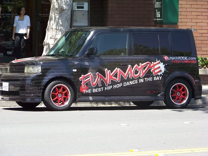 Funkmode Hip Hop Dance Studio Picture 2