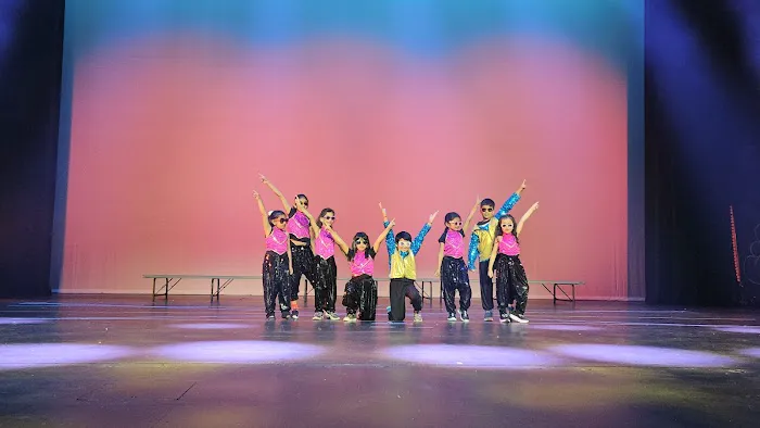 Bollywood For Life Picture 1