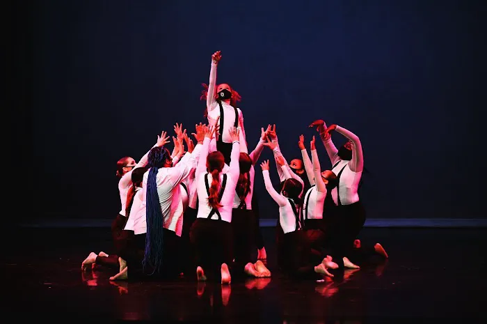 The Dance Factory Picture 4