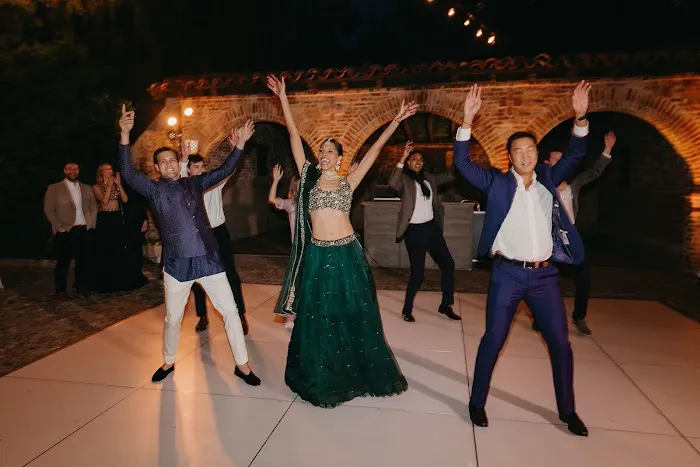 Dance with E.N.A. Picture 1