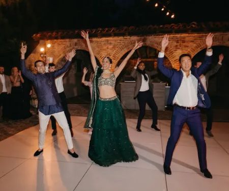 Dance with E.N.A.