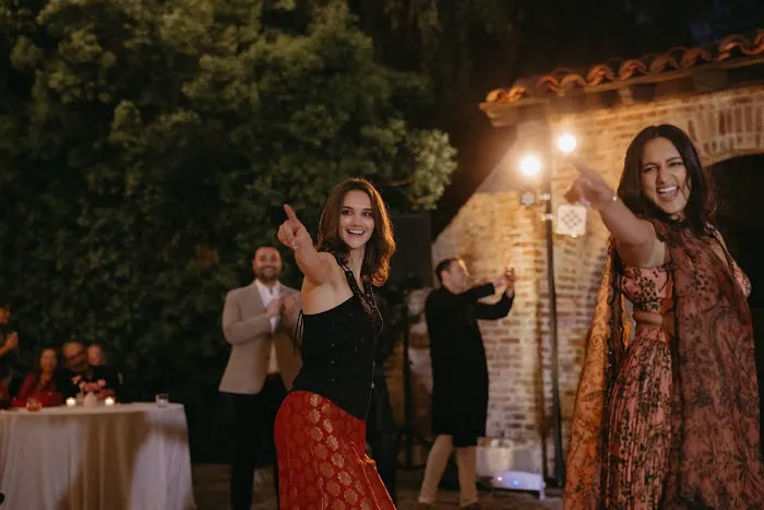 Dance with E.N.A. Picture 2