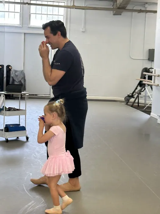 Ballet Tiburon Picture 4