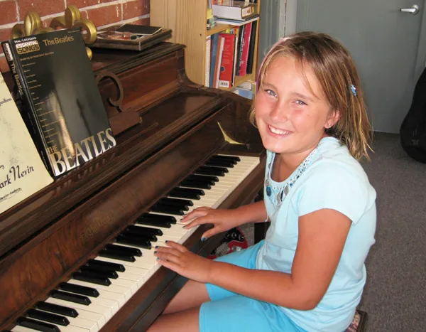 851 Music Studio Picture 4