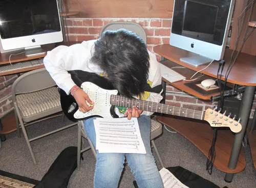 851 Music Studio Picture 6