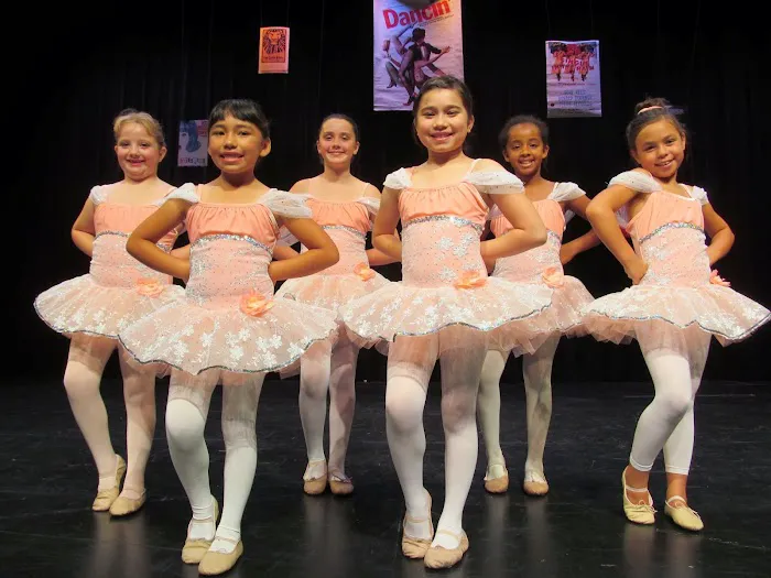 Pepperette Baton & Dance Club Picture 1