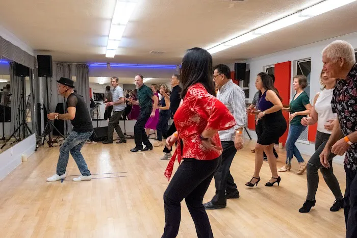 Salsa Marin Dance Academy Picture 8