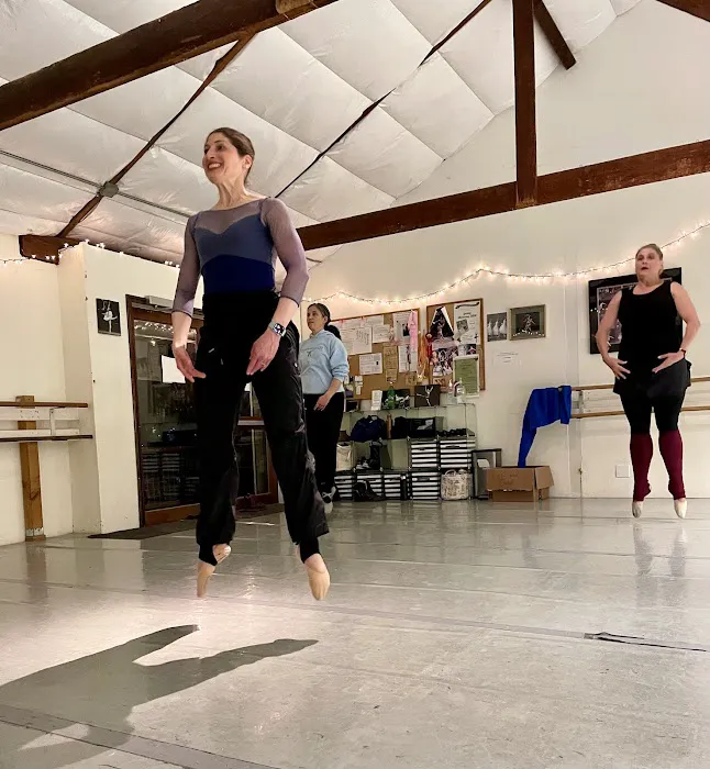 Contessi Ballet Picture 1