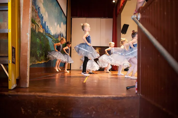 West Hills Ballet Picture 3